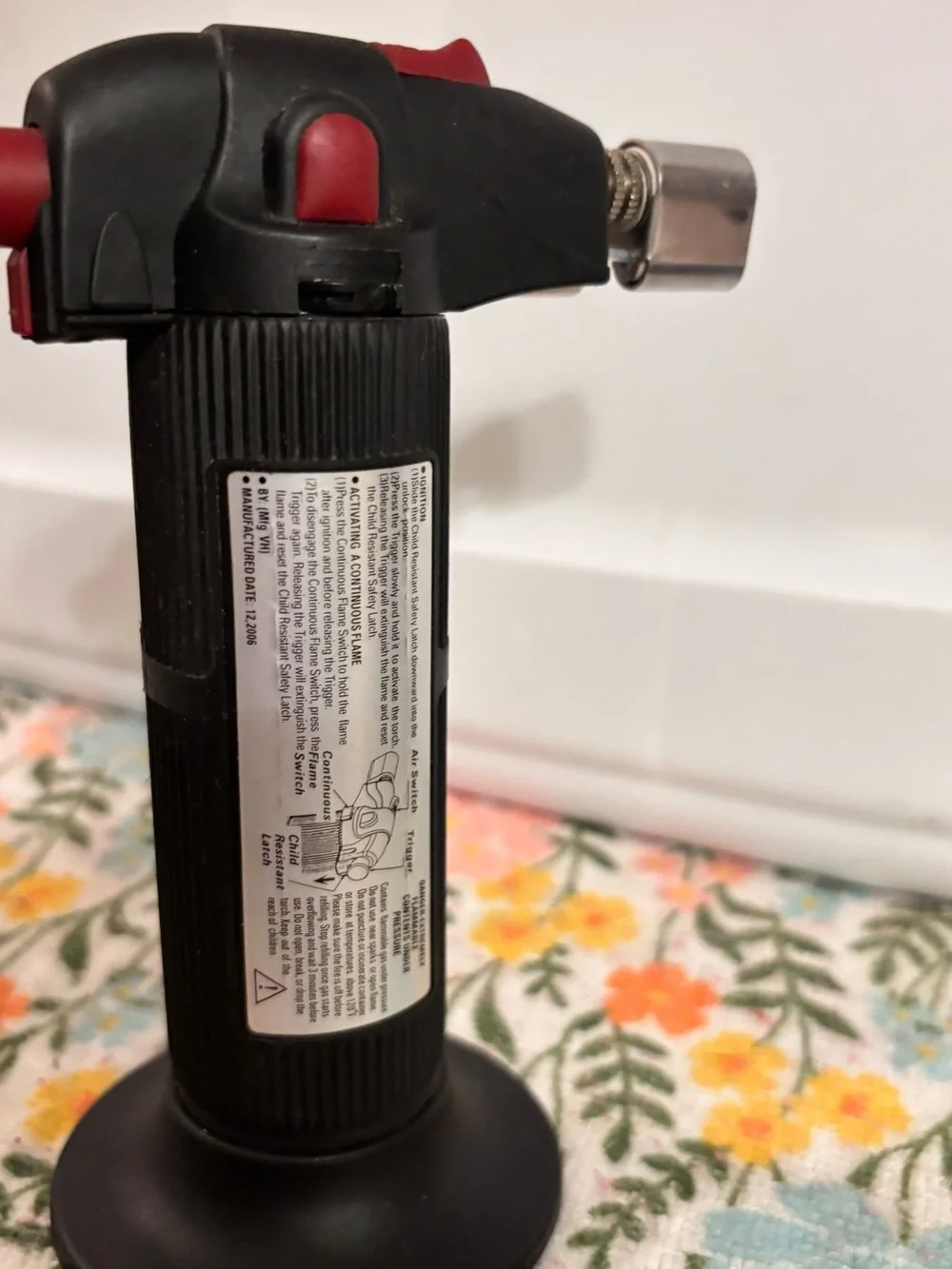 Black Butane Torch - Adjustable Flame